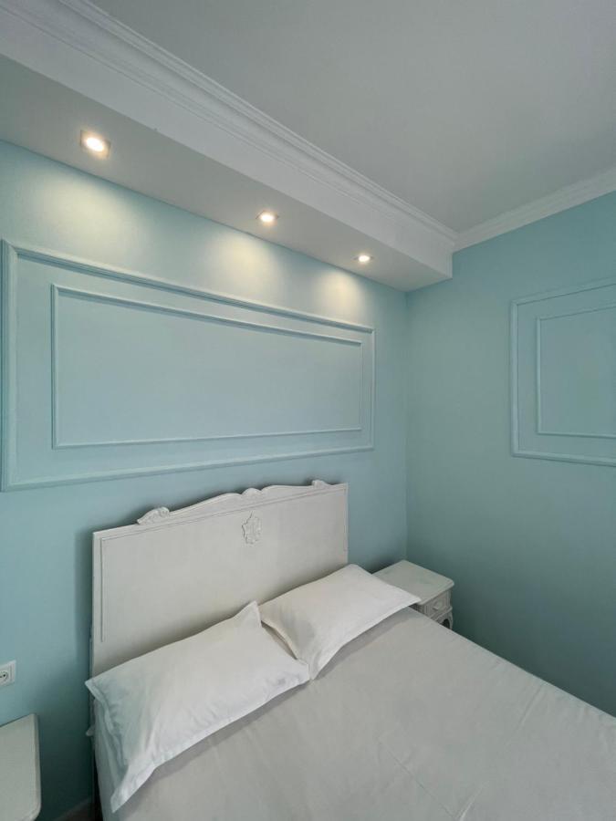 Santorini Hotel & Hostel Yerevan Exterior photo